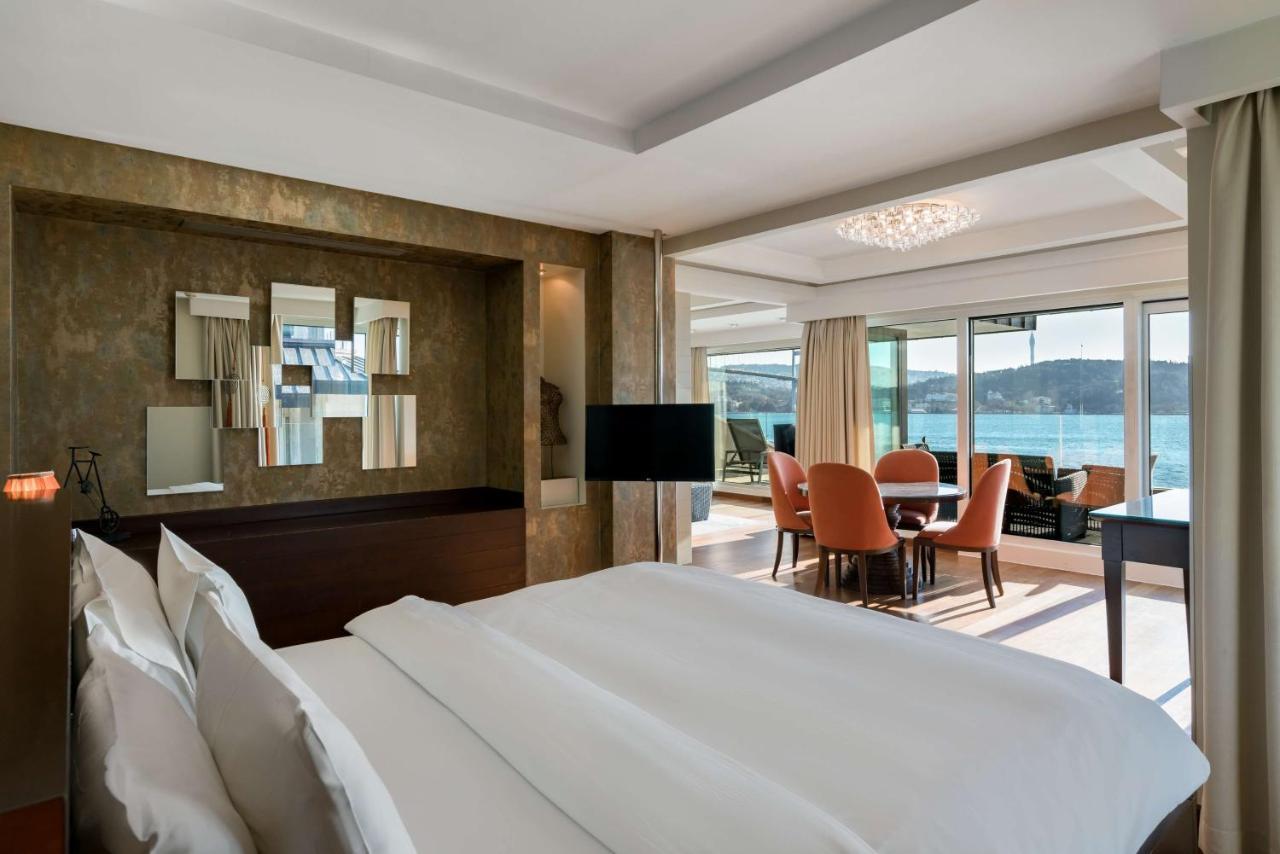 Radisson Blu Bosphorus Hotel Istanbul Luaran gambar A suite at the InterContinental