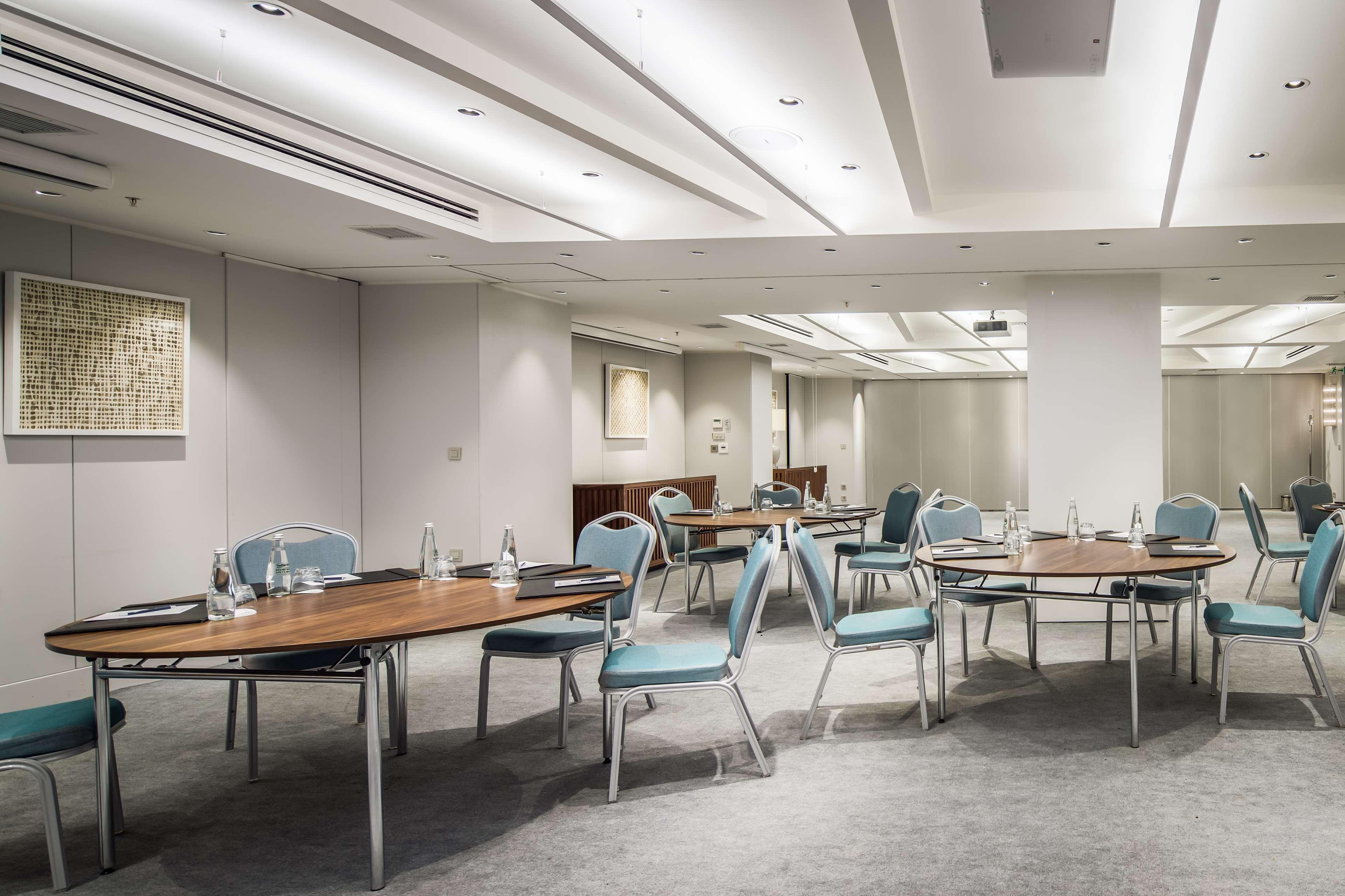 Radisson Blu Bosphorus Hotel Istanbul Luaran gambar The meeting room