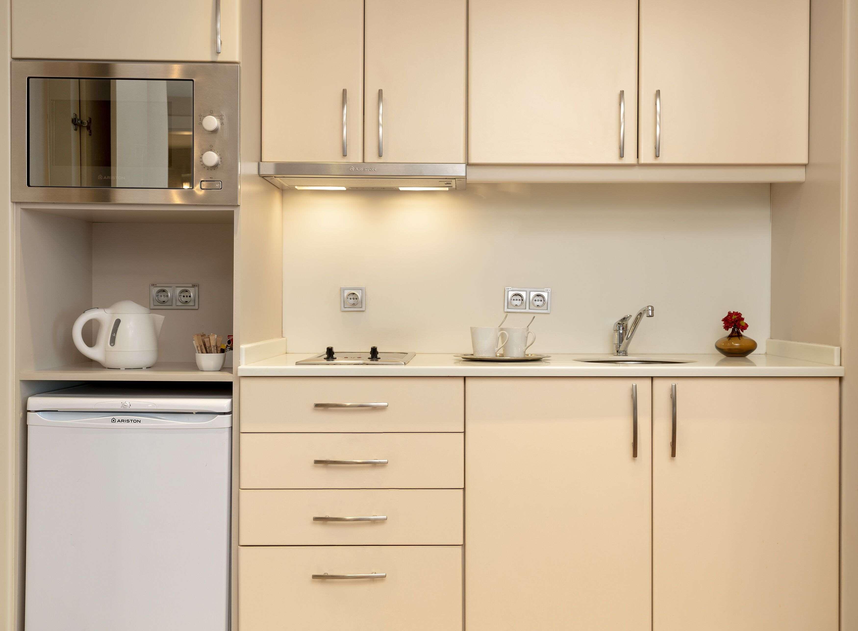 Radisson Blu Bosphorus Hotel Istanbul Luaran gambar A typical kitchenette